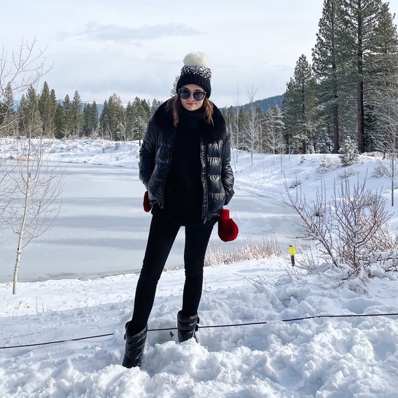 Meet your Posher, Liza - Picture 1 of 1